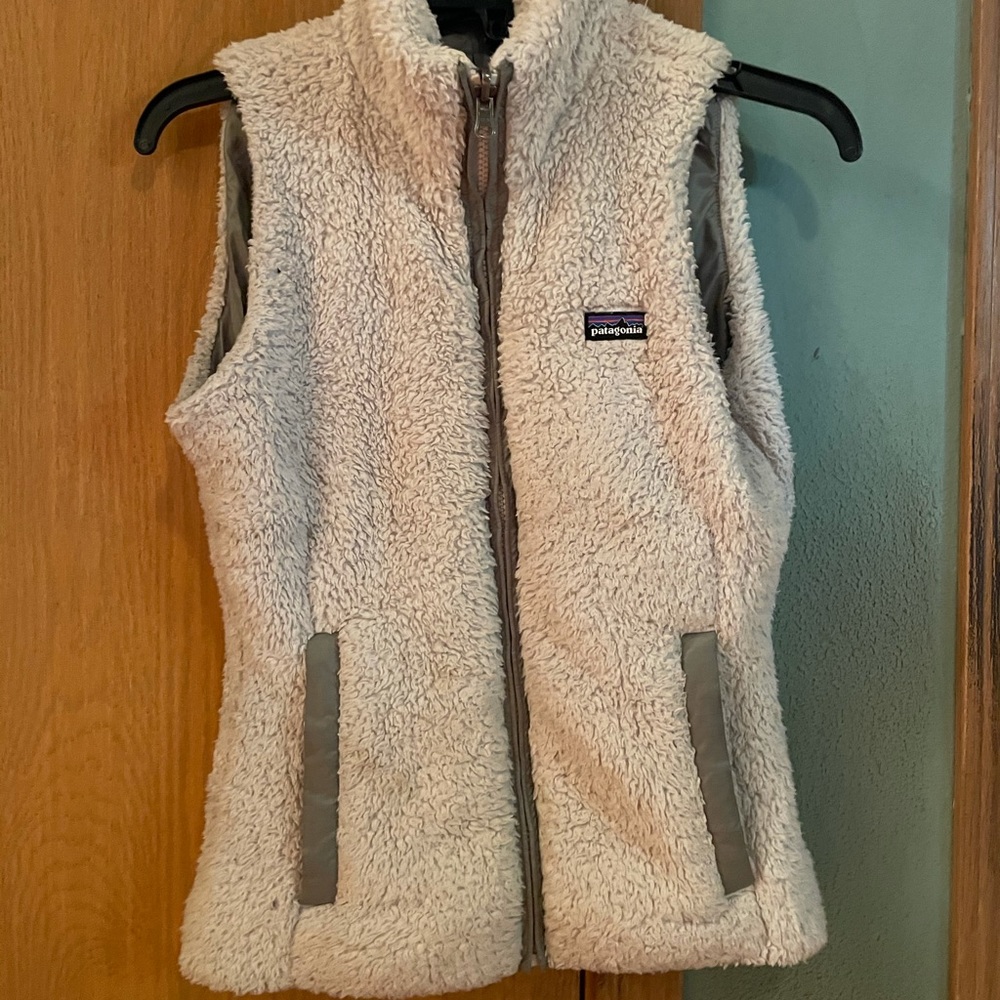 Ivory and gray Patagonia Los Gatos Vest size XS